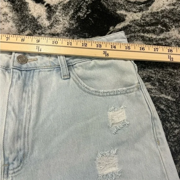 VERVET destroyed light wash high waisted shorts - Picture 5 of 11